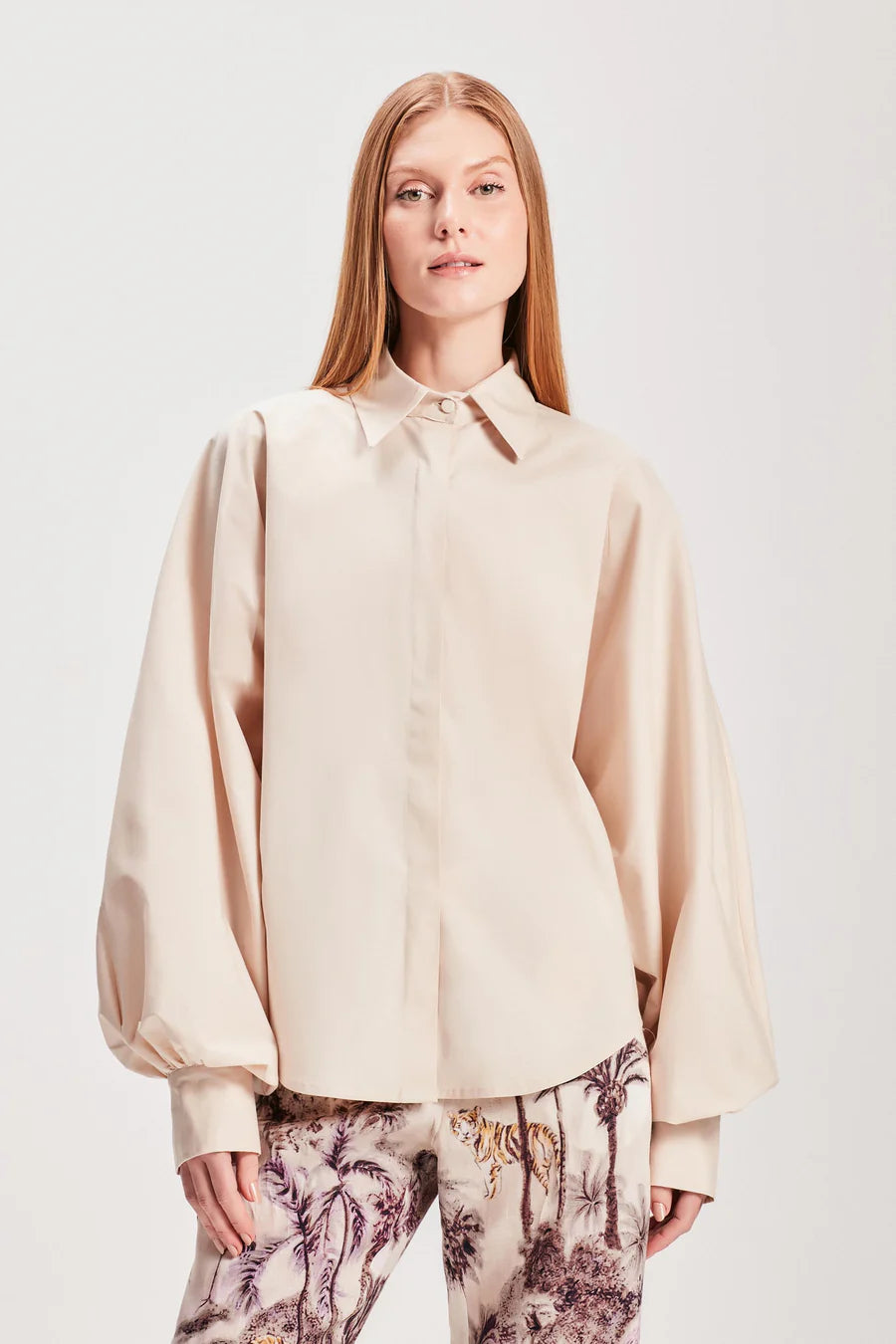 CAMISA MANGA AMPLA TRICOLINE BEGE TIG