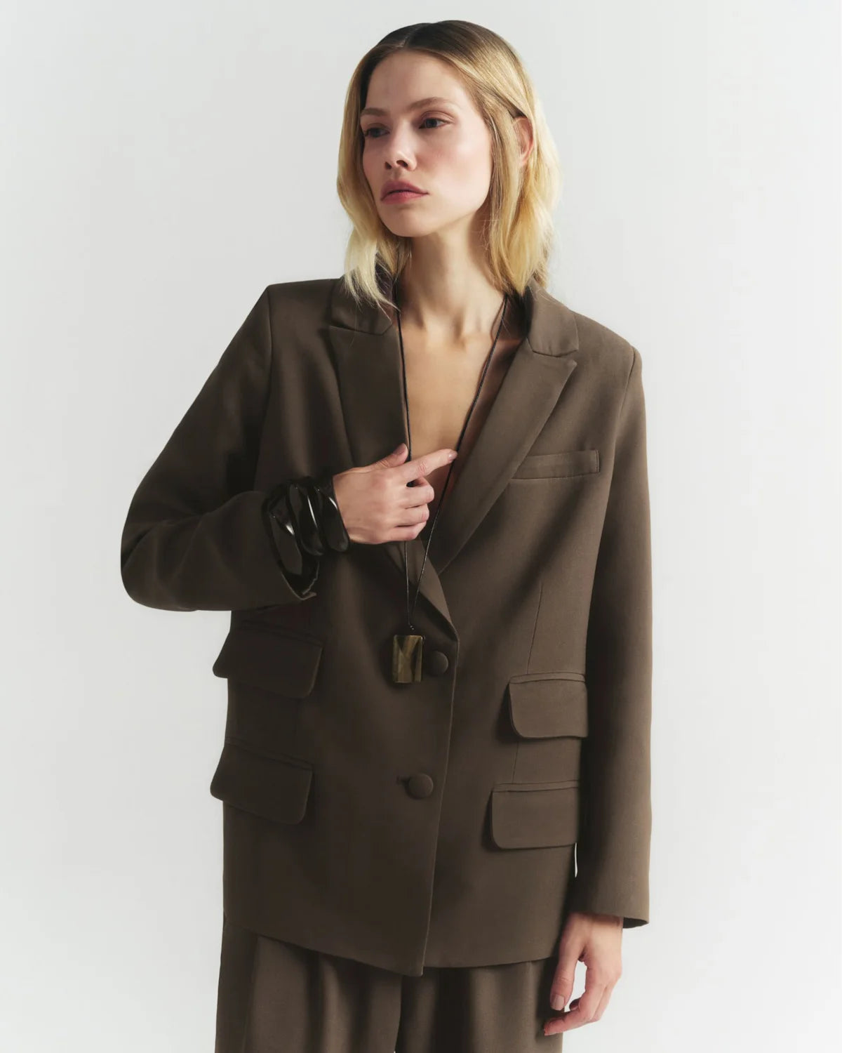 Blazer Alfaiataria Special Edition Crepe Patou Marrom Dark CAMYS