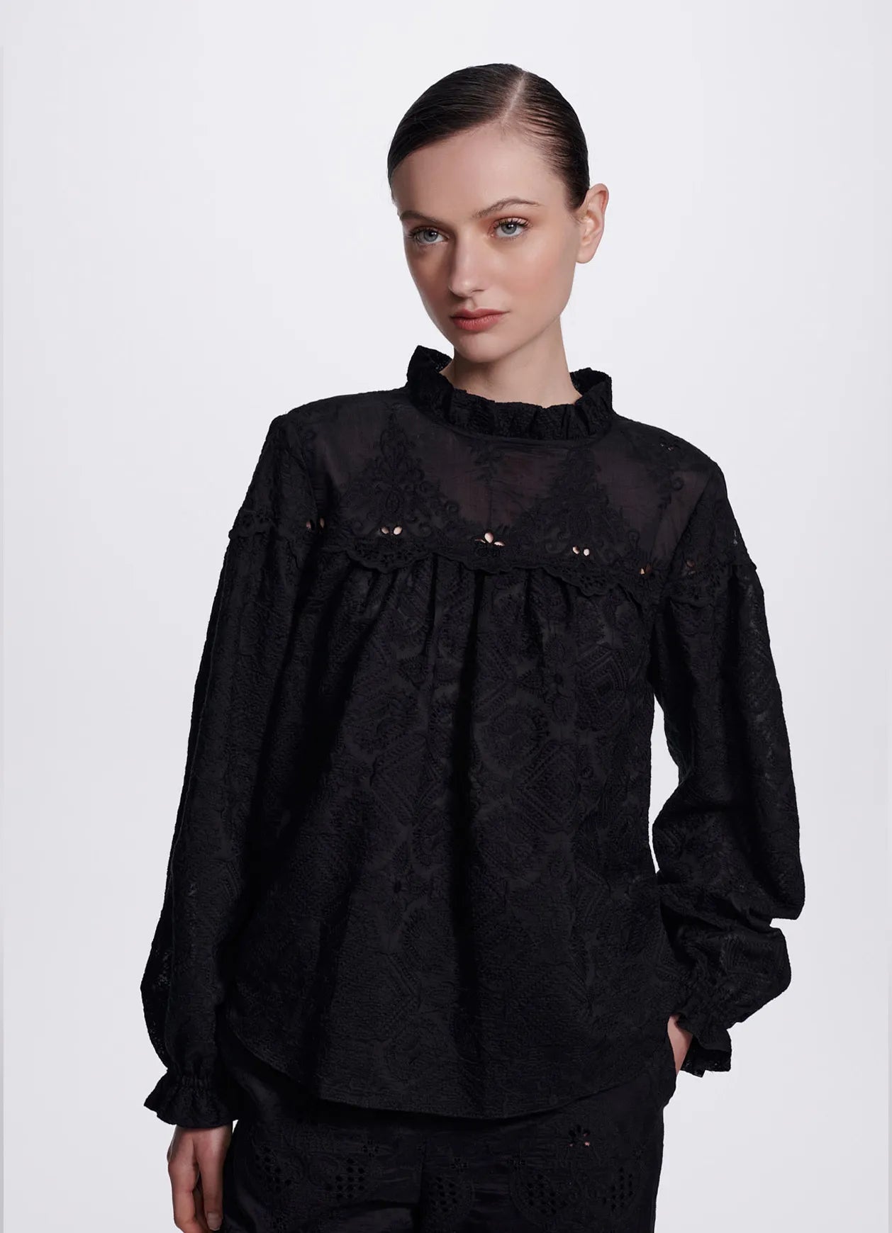 Blusa Dina Black Carol Bassi