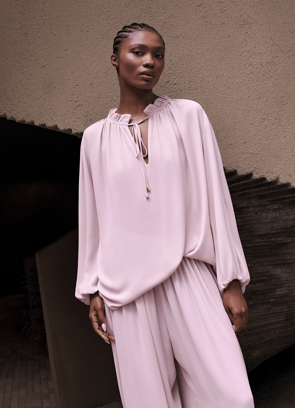 Blusa Nephele Rosa Petala Carol Bassi