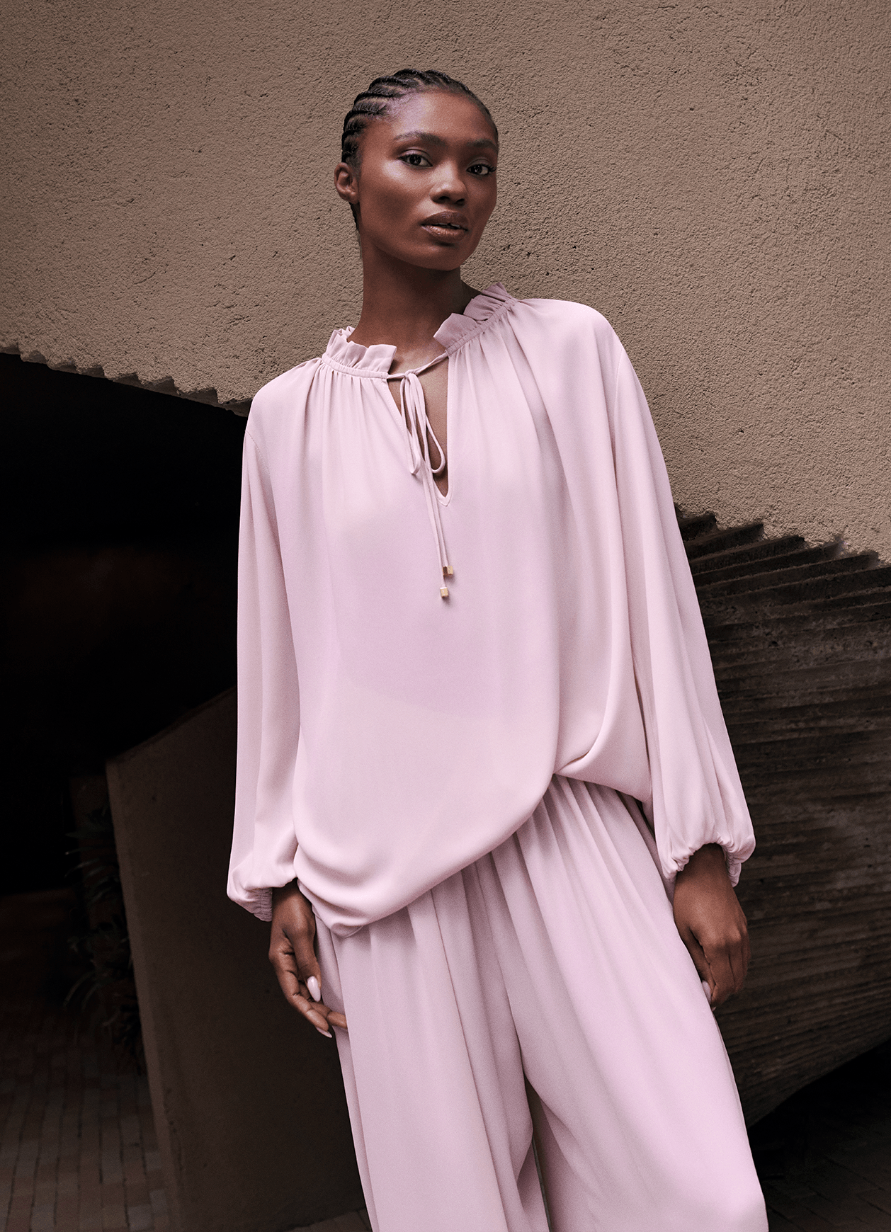 Blusa Nephele Rosa Petala Carol Bassi