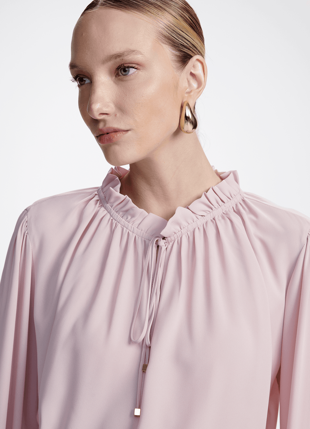Blusa Nephele Rosa Petala Carol Bassi