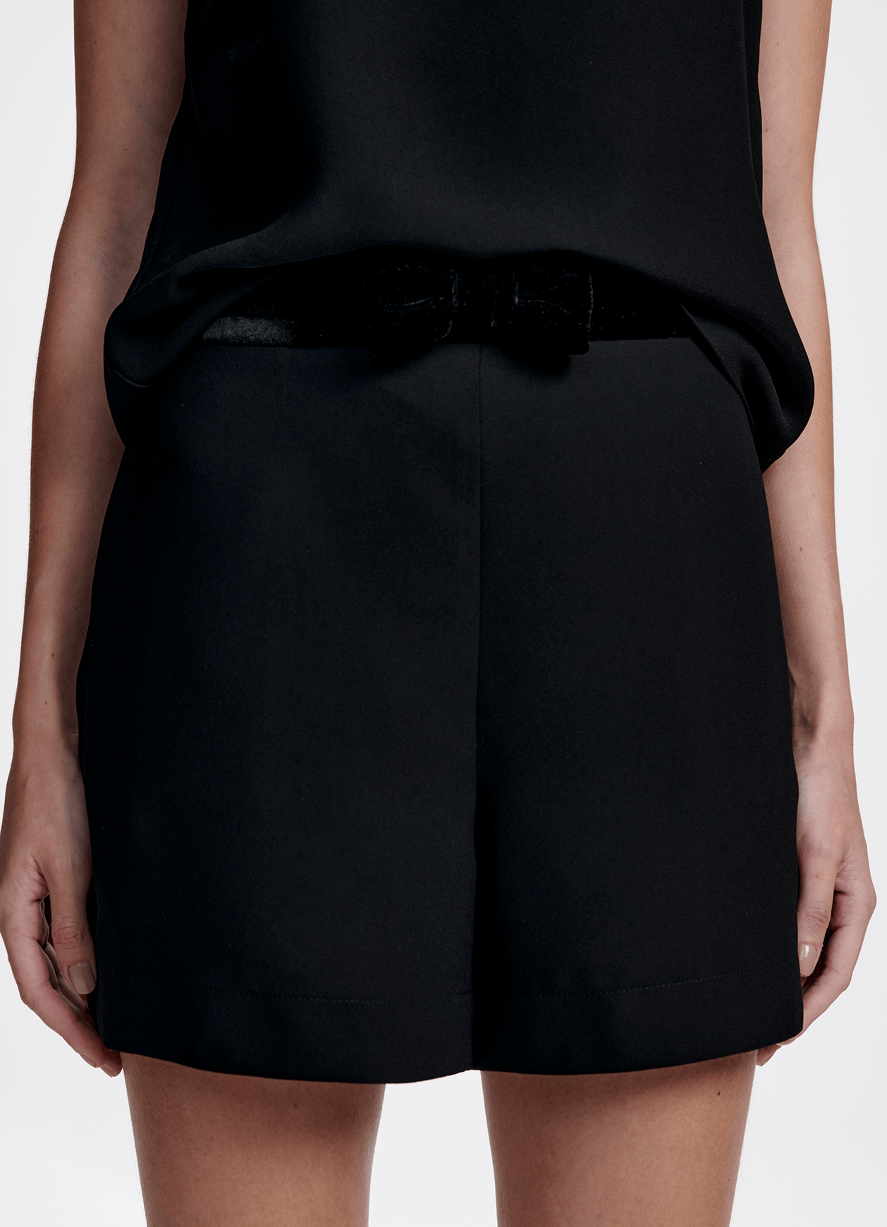 Shorts Carlotta Preto Carol Bassi
