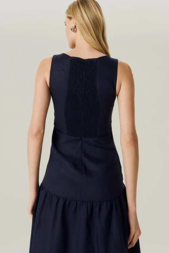 VESTIDO LINHO EVASE HOOD MOOD