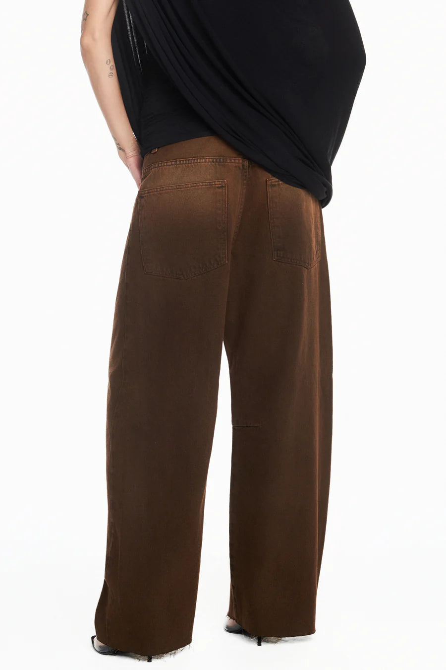 CALÇA JEANS MARROM BAGGY TIG