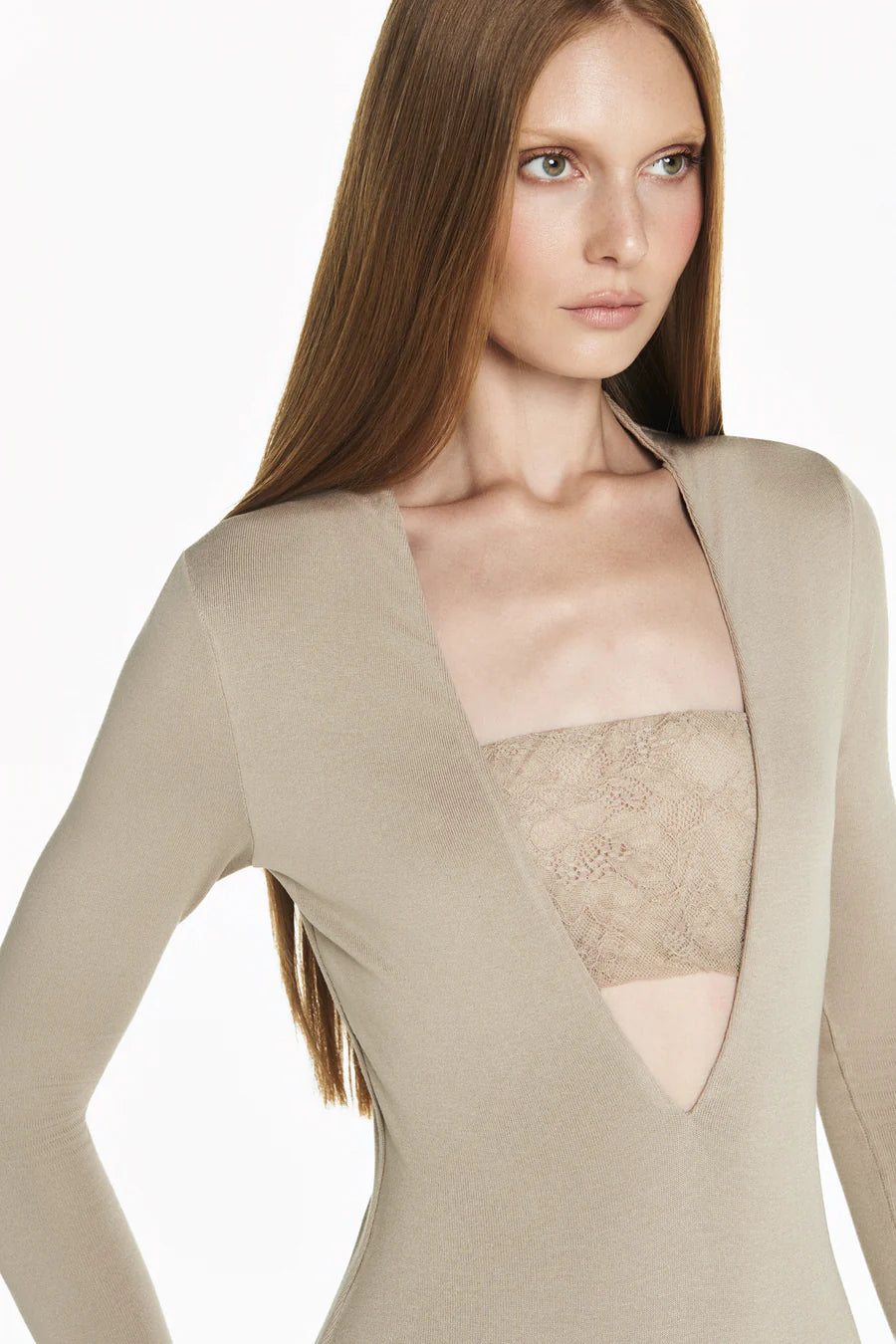 BODY MANGA LONGA DECOTE PROFUNDO MALHA STONE TIG
